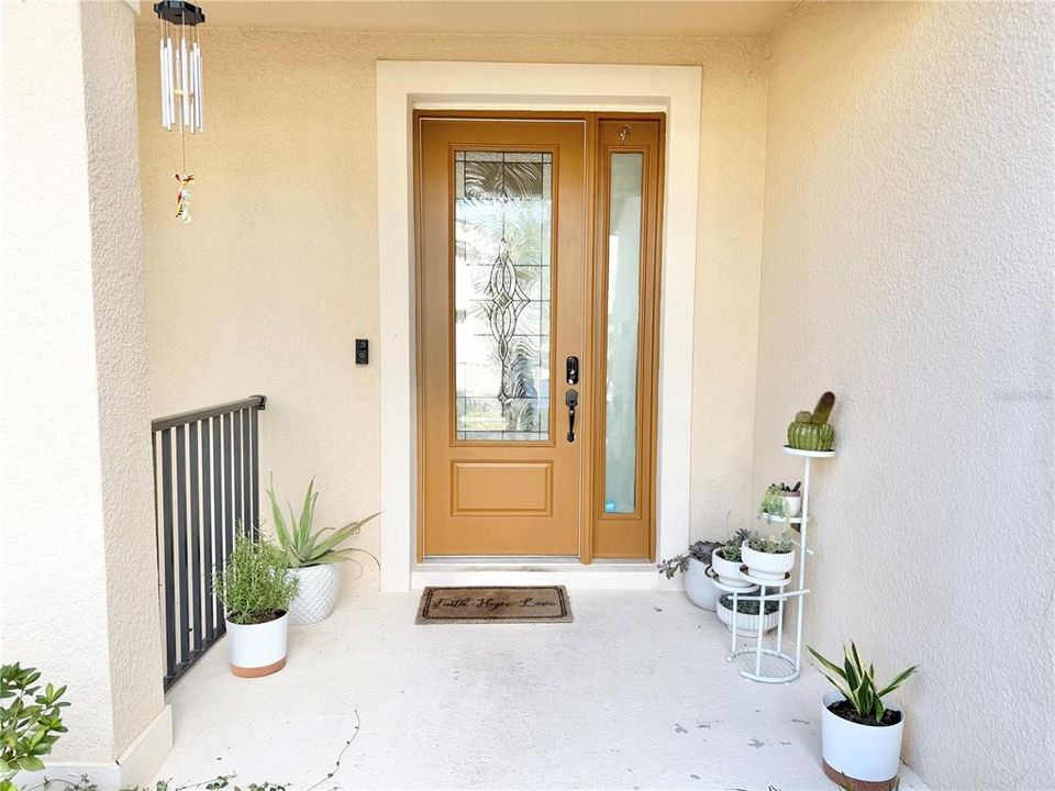 For Sale: $325,000 (3 beds, 2 baths, 1856 Square Feet)