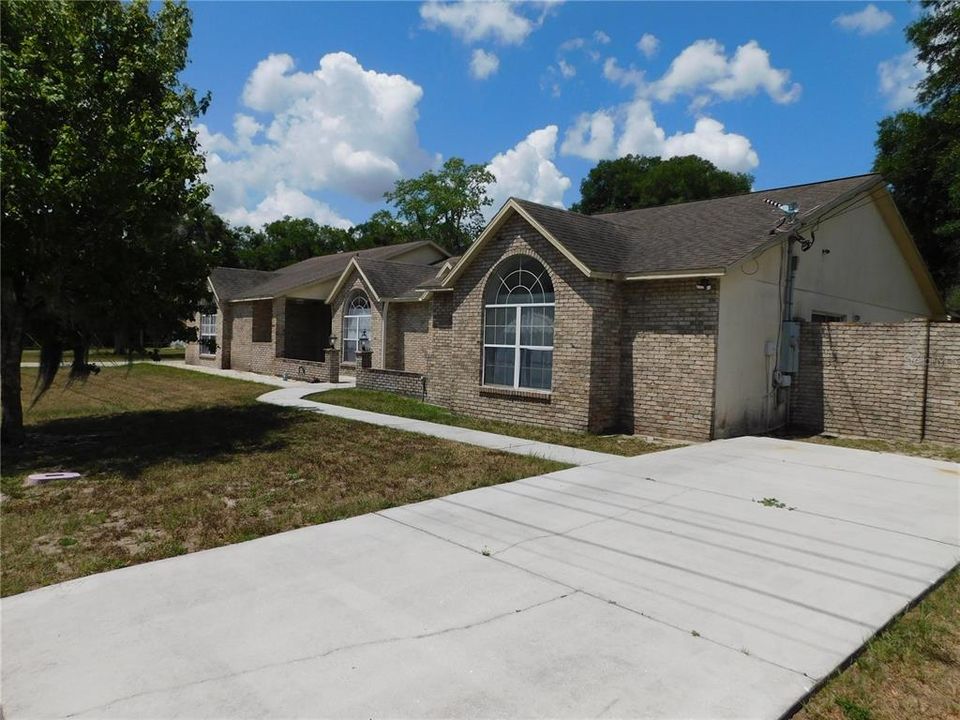 For Sale: $430,000 (3 beds, 2 baths, 2681 Square Feet)