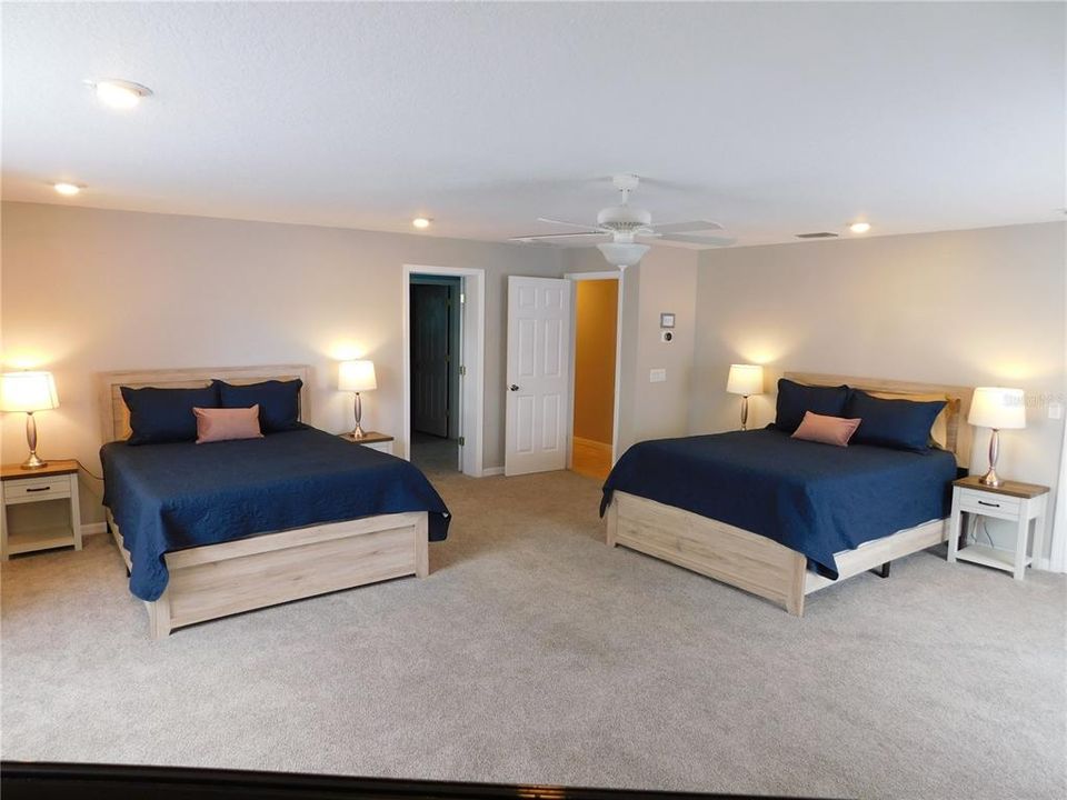 For Sale: $430,000 (3 beds, 2 baths, 2681 Square Feet)