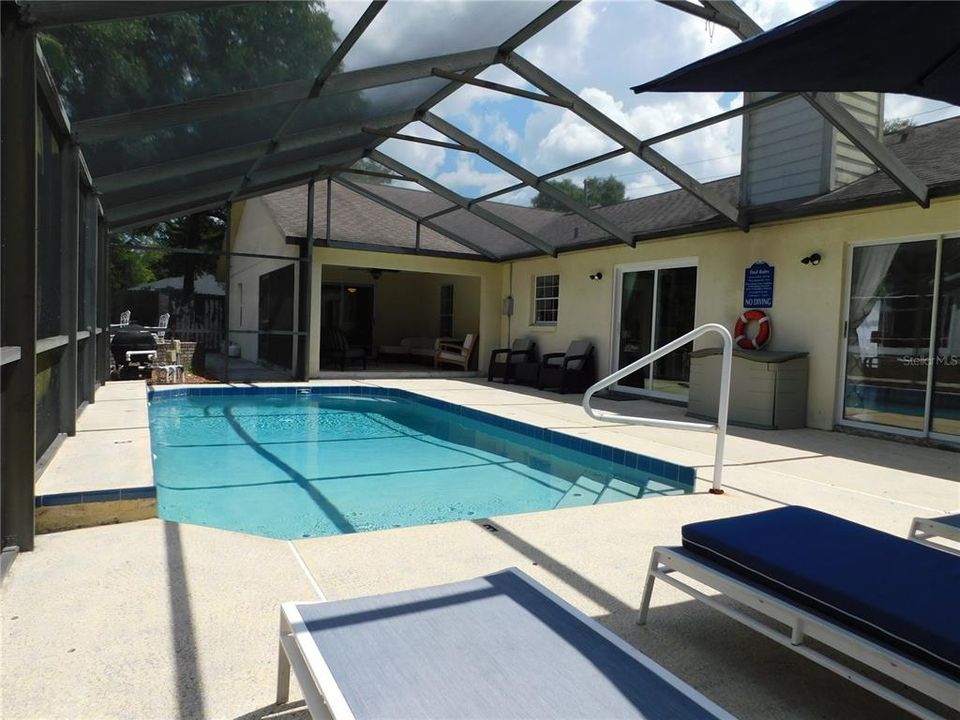 For Sale: $430,000 (3 beds, 2 baths, 2681 Square Feet)