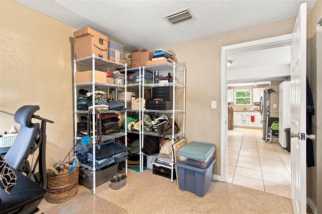 For Sale: $309,900 (2 beds, 2 baths, 1259 Square Feet)
