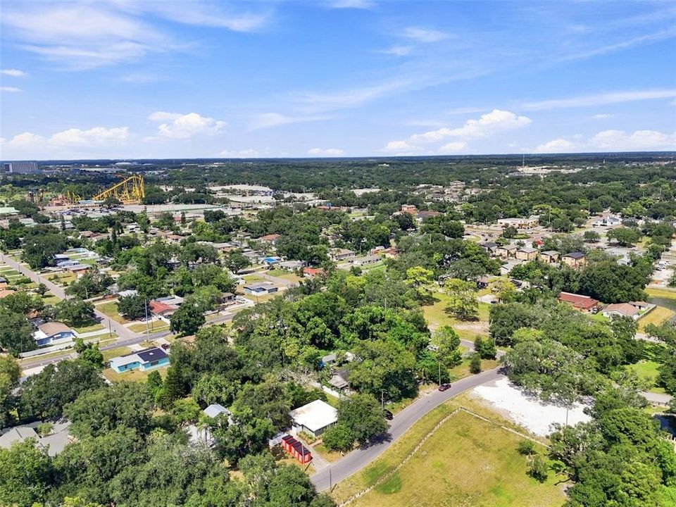 For Sale: $309,900 (2 beds, 2 baths, 1259 Square Feet)