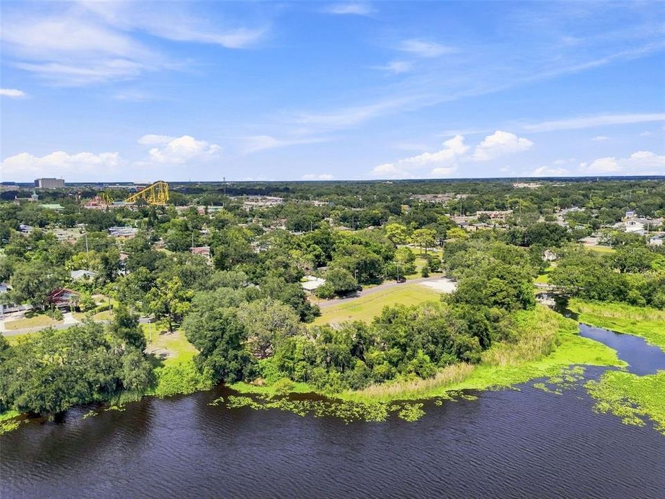 For Sale: $309,900 (2 beds, 2 baths, 1259 Square Feet)