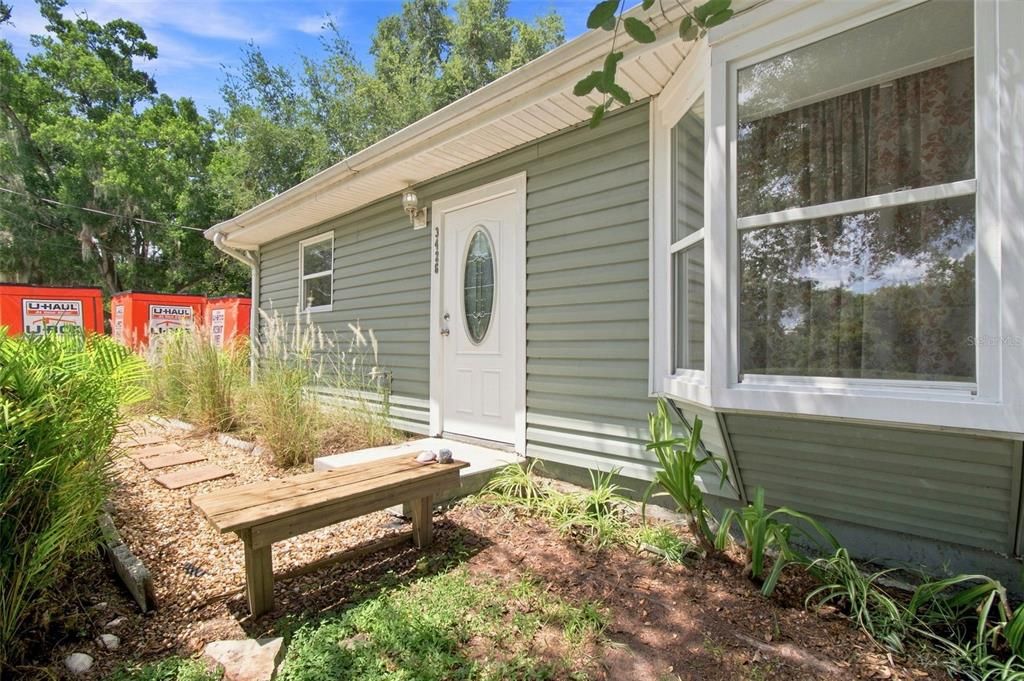For Sale: $309,900 (2 beds, 2 baths, 1259 Square Feet)