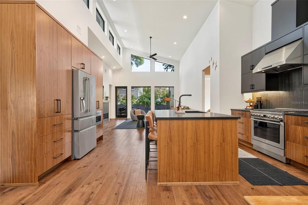 For Sale: $1,095,000 (4 beds, 3 baths, 2287 Square Feet)