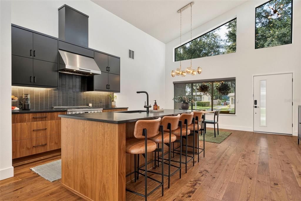 For Sale: $1,095,000 (4 beds, 3 baths, 2287 Square Feet)