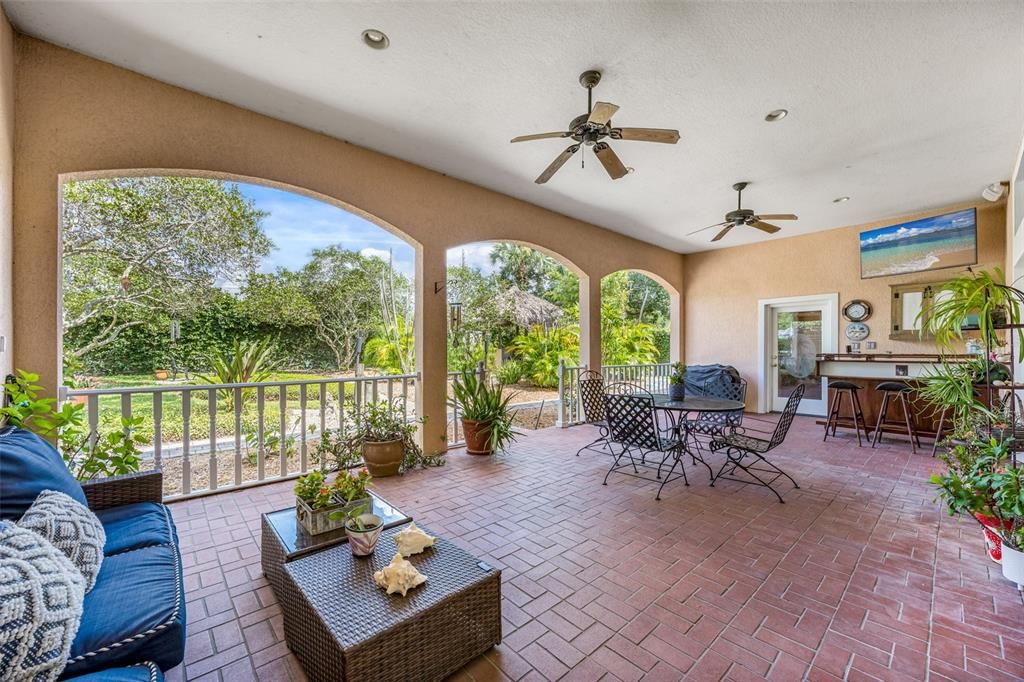 Active With Contract: $863,949 (5 beds, 3 baths, 3459 Square Feet)