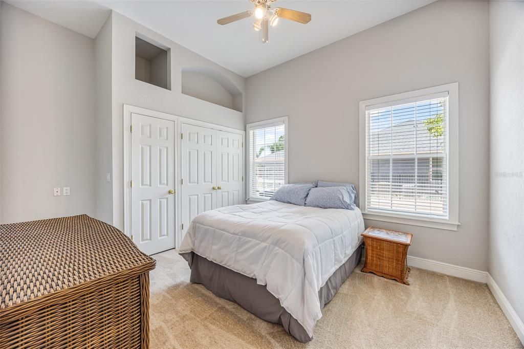 Active With Contract: $863,949 (5 beds, 3 baths, 3459 Square Feet)