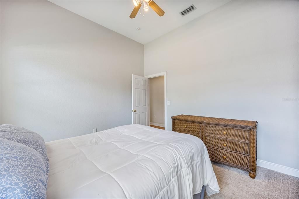 Active With Contract: $863,949 (5 beds, 3 baths, 3459 Square Feet)