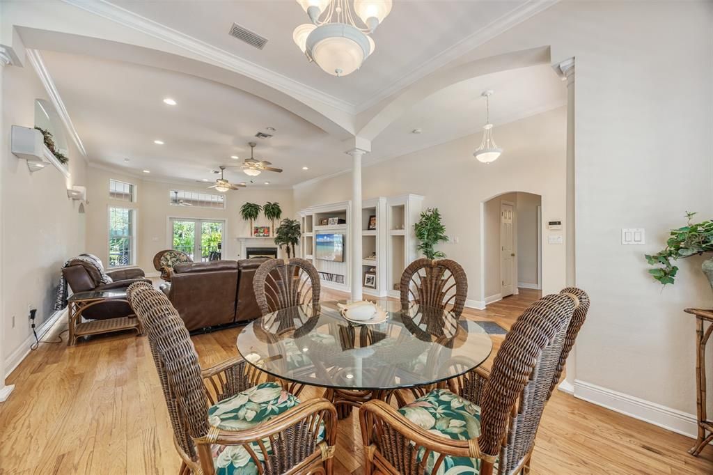 Active With Contract: $863,949 (5 beds, 3 baths, 3459 Square Feet)