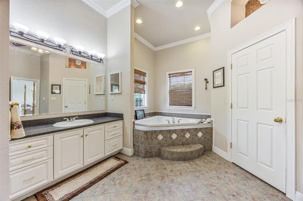 Active With Contract: $863,949 (5 beds, 3 baths, 3459 Square Feet)