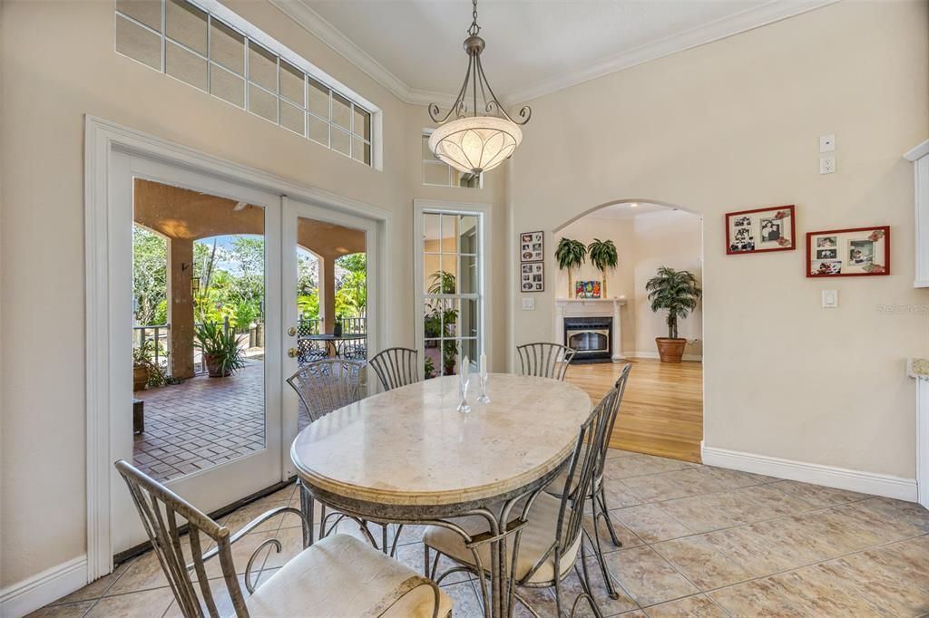 Active With Contract: $863,949 (5 beds, 3 baths, 3459 Square Feet)