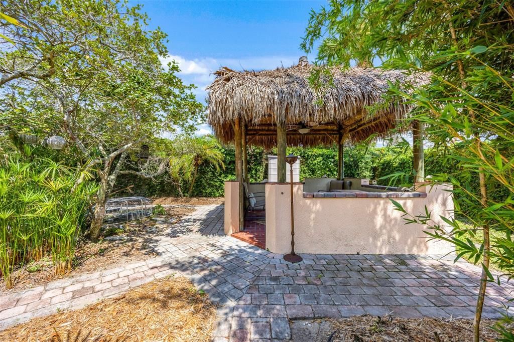 Active With Contract: $863,949 (5 beds, 3 baths, 3459 Square Feet)