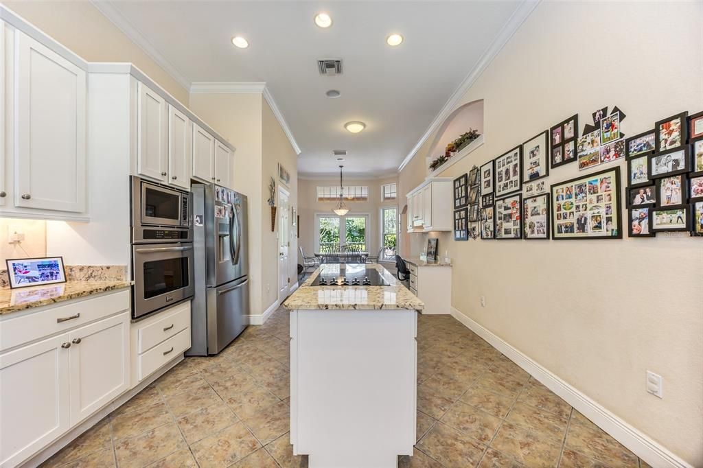 Active With Contract: $863,949 (5 beds, 3 baths, 3459 Square Feet)