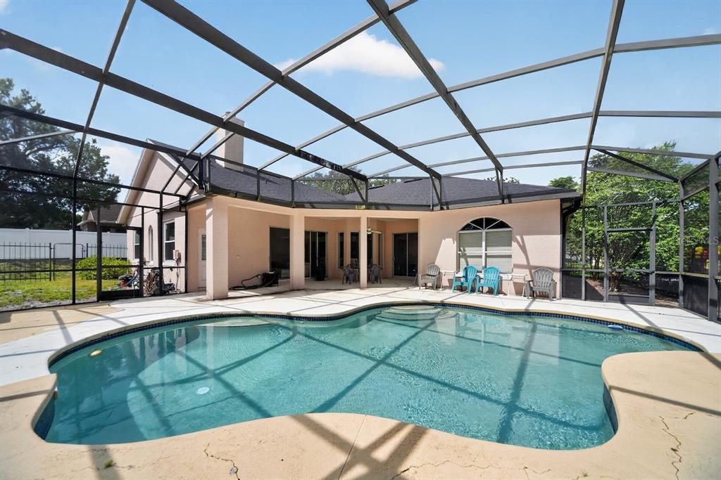 For Sale: $540,000 (4 beds, 3 baths, 2833 Square Feet)