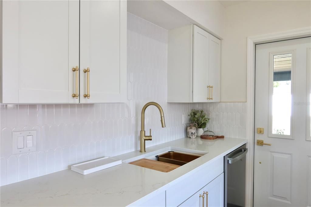 En Venta: $525,000 (3 camas, 2 baños, 1239 Pies cuadrados)