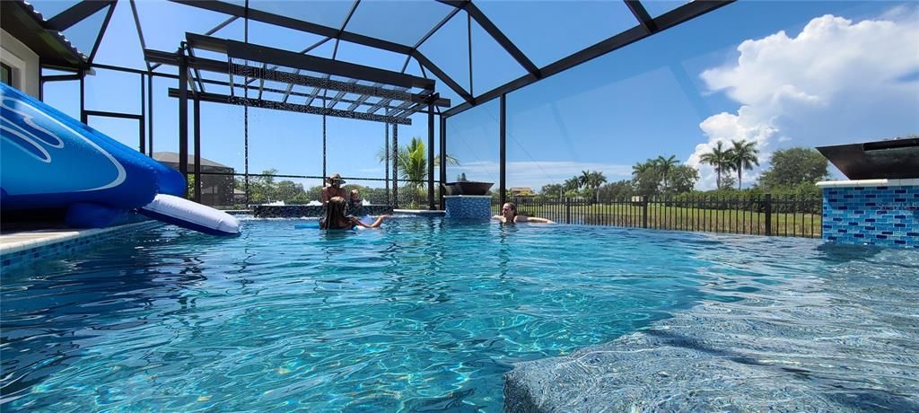 For Rent: $5,250 (4 beds, 3 baths, 2581 Square Feet)