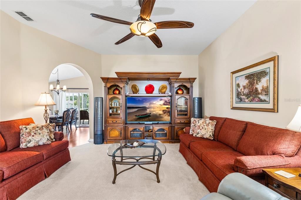 Active With Contract: $430,000 (3 beds, 2 baths, 1772 Square Feet)