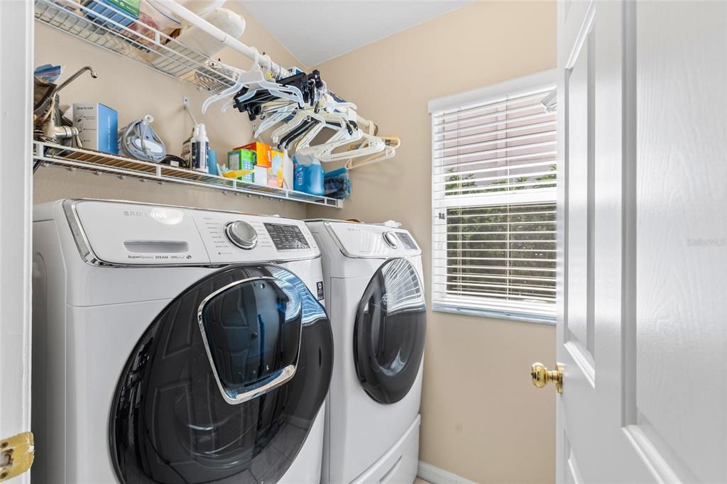 Active With Contract: $430,000 (3 beds, 2 baths, 1772 Square Feet)