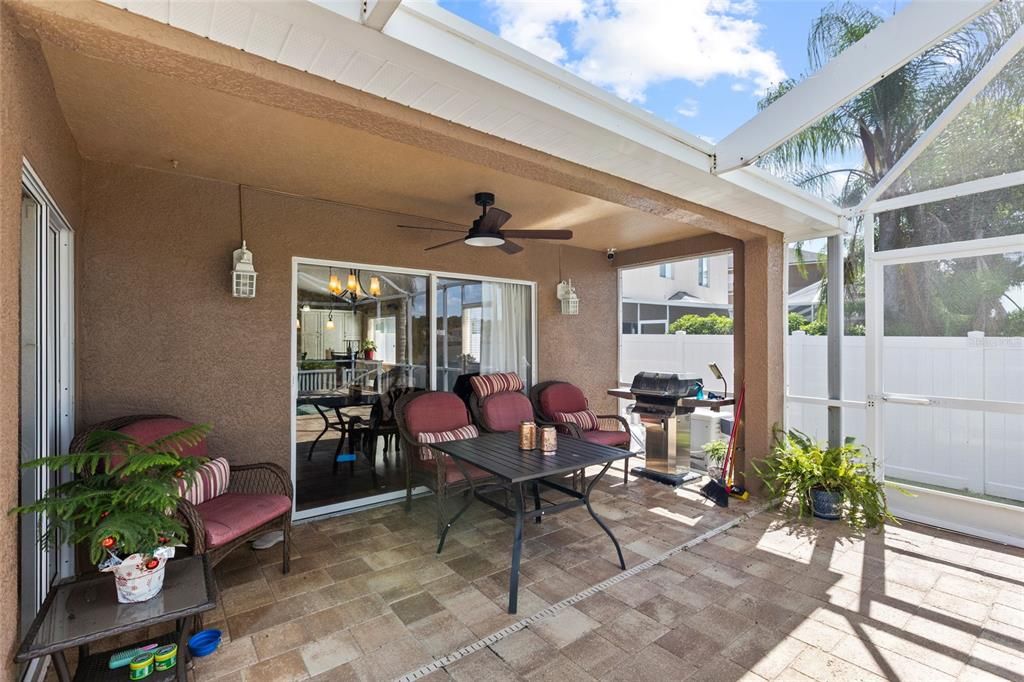 Active With Contract: $430,000 (3 beds, 2 baths, 1772 Square Feet)