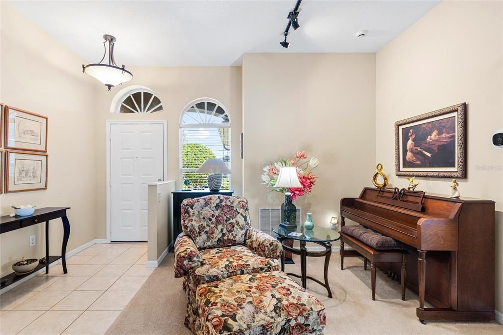 Active With Contract: $430,000 (3 beds, 2 baths, 1772 Square Feet)