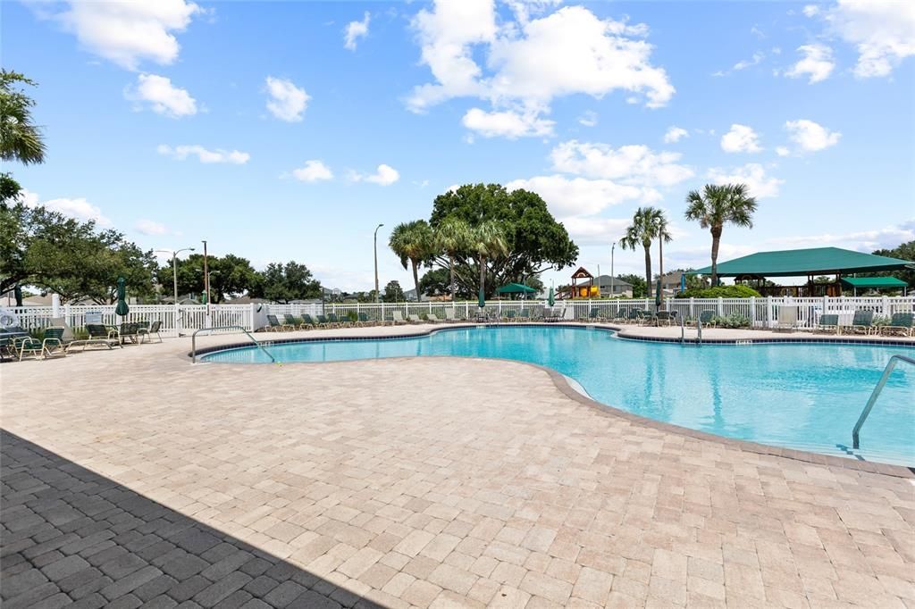 Active With Contract: $430,000 (3 beds, 2 baths, 1772 Square Feet)