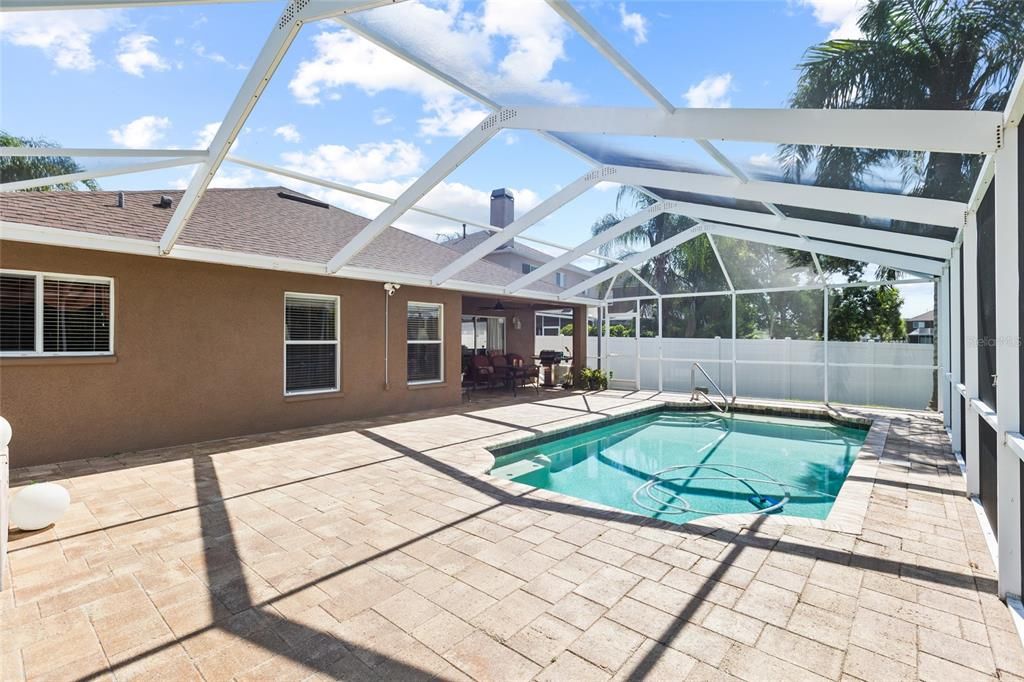Active With Contract: $430,000 (3 beds, 2 baths, 1772 Square Feet)