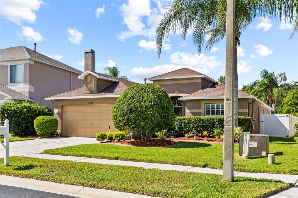 Active With Contract: $430,000 (3 beds, 2 baths, 1772 Square Feet)