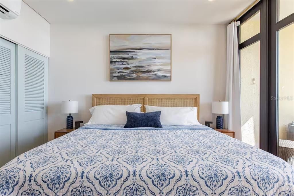 En Venta: $420,000 (1 camas, 1 baños, 806 Pies cuadrados)