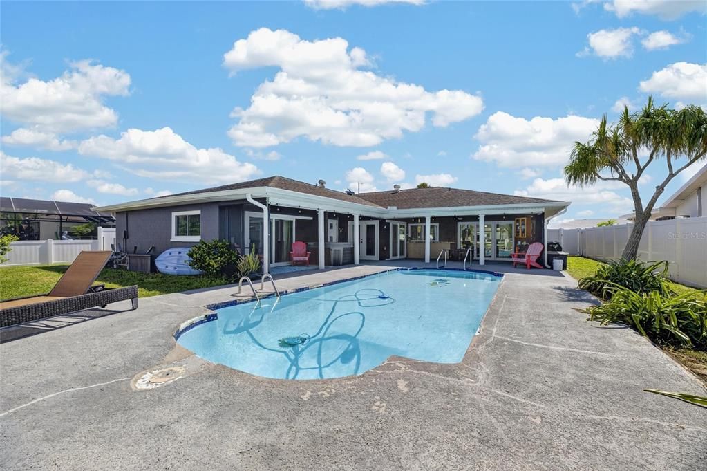 En Venta: $610,000 (3 camas, 2 baños, 1814 Pies cuadrados)