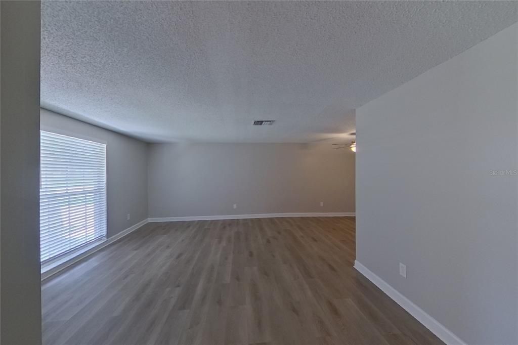 For Rent: $2,199 (3 beds, 2 baths, 1479 Square Feet)