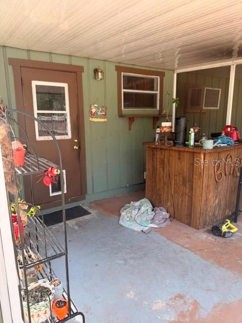 For Sale: $185,000 (2 beds, 1 baths, 1000 Square Feet)