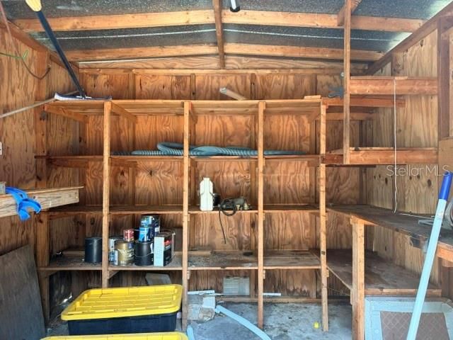 For Sale: $185,000 (2 beds, 1 baths, 1000 Square Feet)