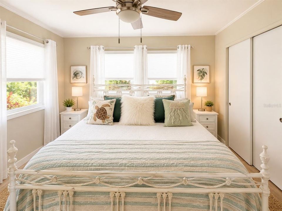 For Sale: $185,000 (2 beds, 2 baths, 1014 Square Feet)