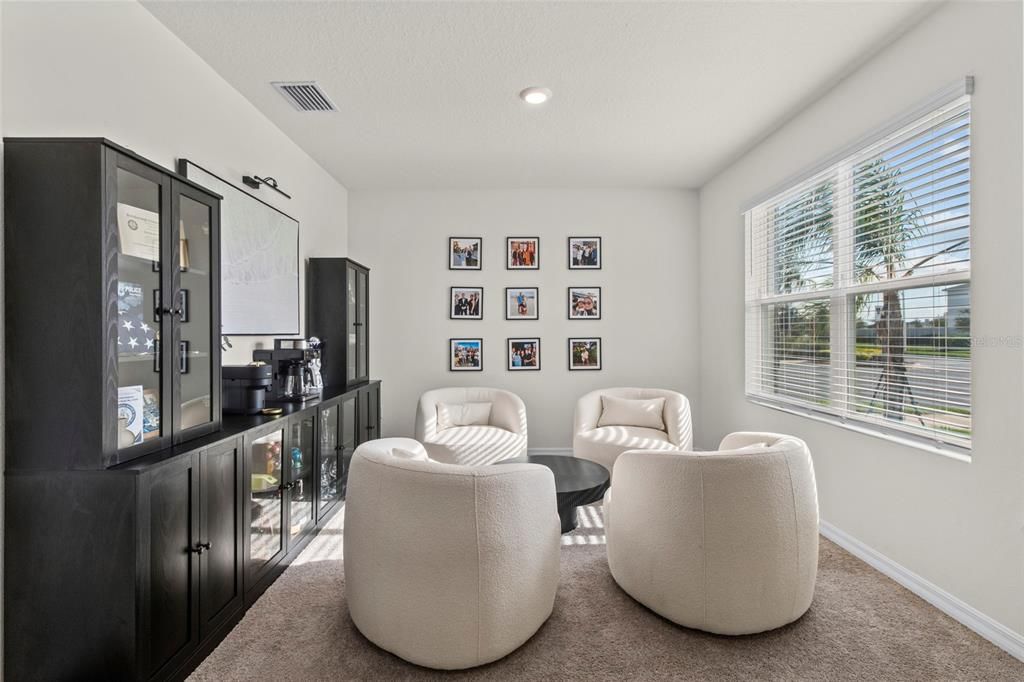 For Sale: $460,000 (5 beds, 3 baths, 2605 Square Feet)