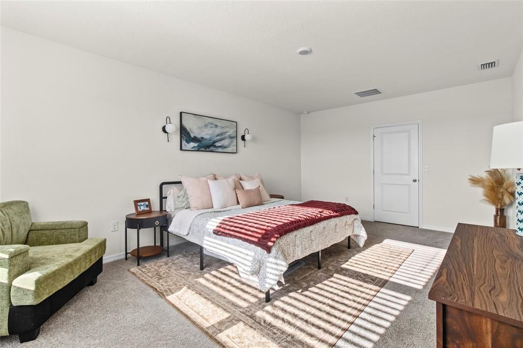 For Sale: $460,000 (5 beds, 3 baths, 2605 Square Feet)