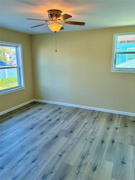 For Sale: $689,000 (3 beds, 2 baths, 1672 Square Feet)