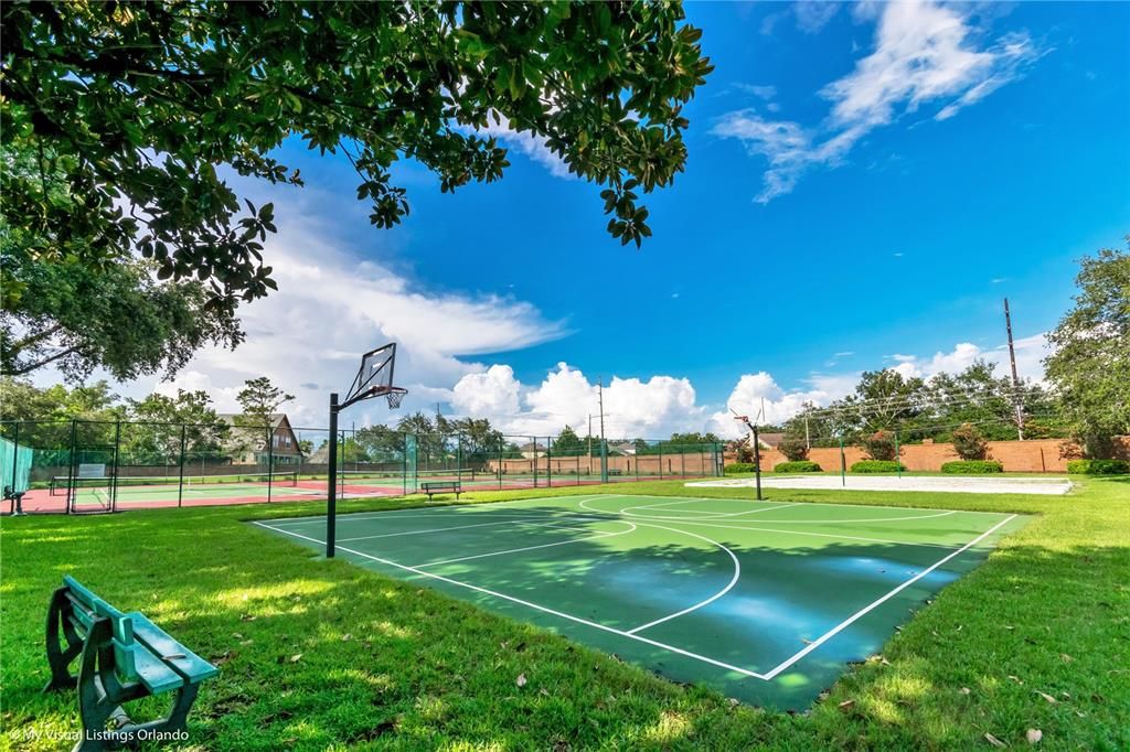 For Sale: $829,000 (4 beds, 3 baths, 2540 Square Feet)