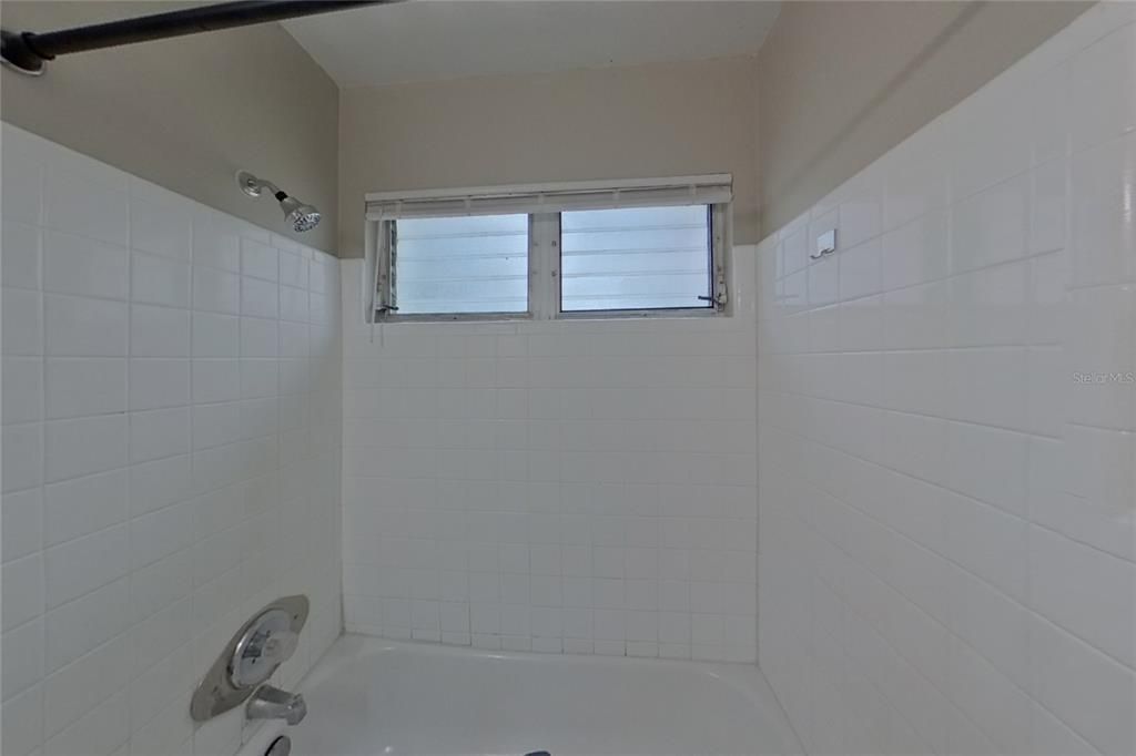 For Rent: $2,279 (3 beds, 2 baths, 1640 Square Feet)