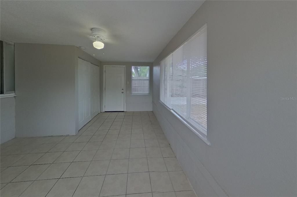 For Rent: $2,279 (3 beds, 2 baths, 1640 Square Feet)