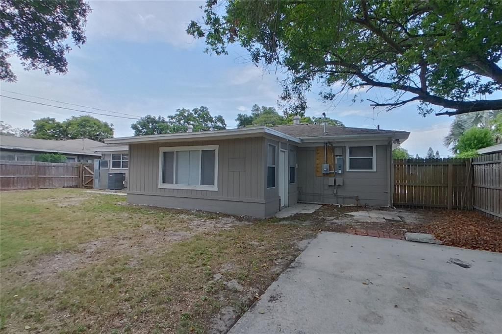 For Rent: $2,279 (3 beds, 2 baths, 1640 Square Feet)