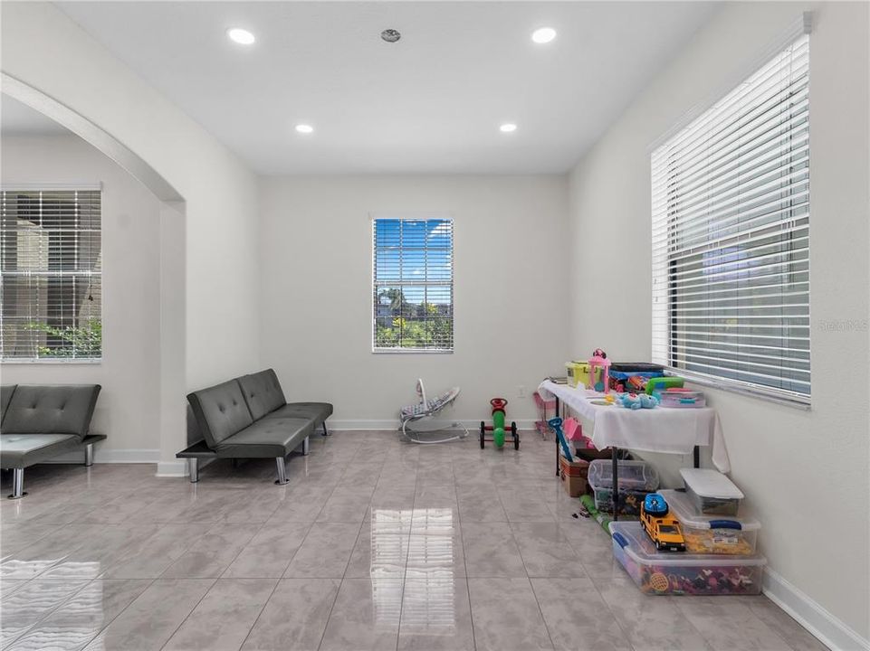 En Renta: $4,500 (7 camas, 4 baños, 3799 Pies cuadrados)
