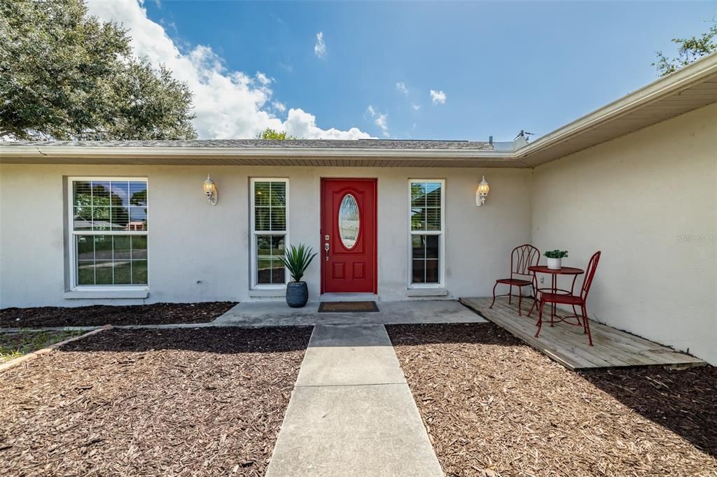 For Sale: $340,000 (3 beds, 2 baths, 1563 Square Feet)