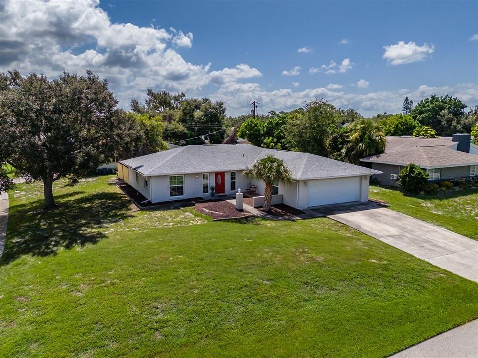 For Sale: $340,000 (3 beds, 2 baths, 1563 Square Feet)