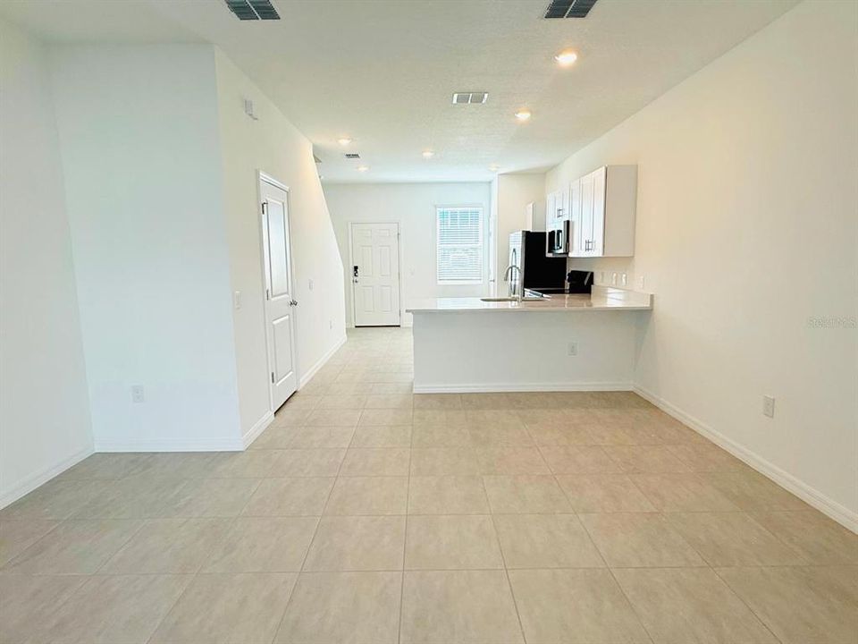 В аренду: $1,600 (2 спален, 2 ванн, 1023 Квадратных фут)