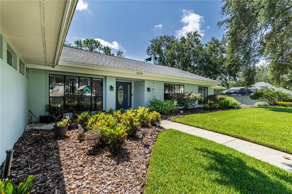 For Sale: $549,000 (3 beds, 2 baths, 2362 Square Feet)