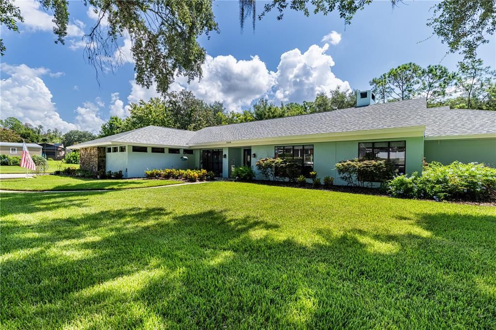 For Sale: $549,000 (3 beds, 2 baths, 2362 Square Feet)