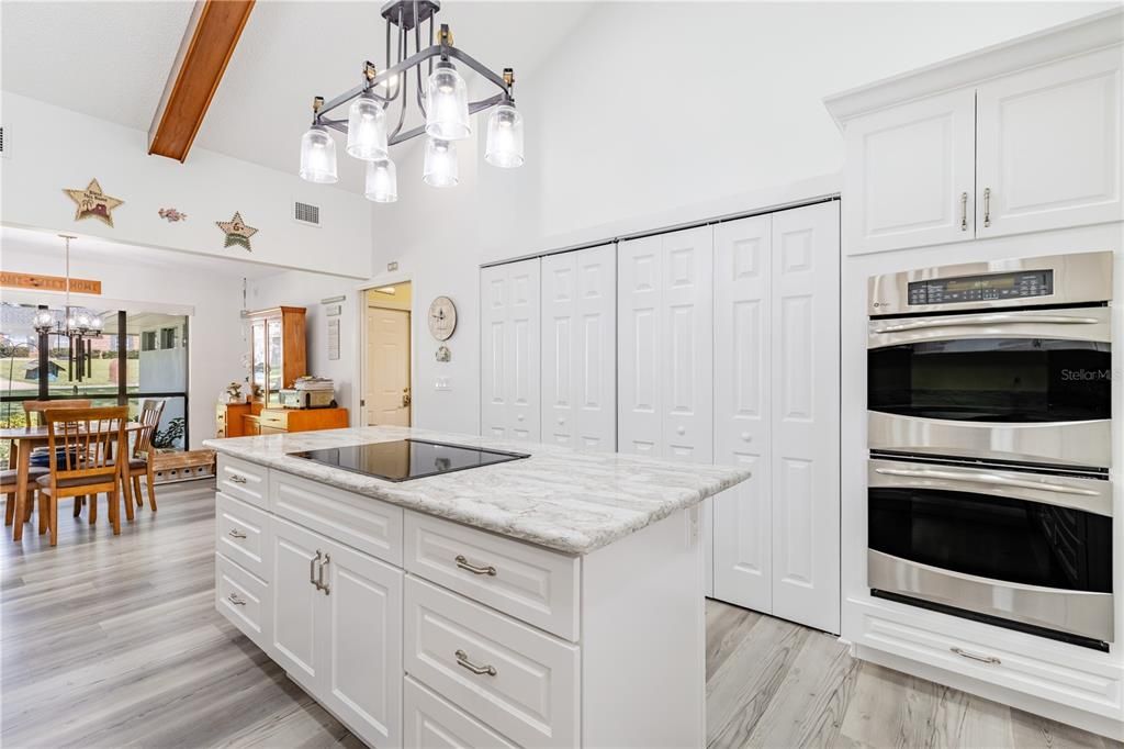 For Sale: $549,000 (3 beds, 2 baths, 2362 Square Feet)