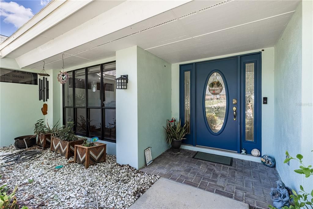 For Sale: $549,000 (3 beds, 2 baths, 2362 Square Feet)