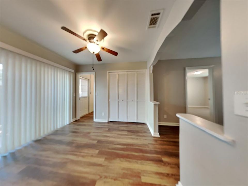 For Rent: $1,919 (4 beds, 2 baths, 1254 Square Feet)